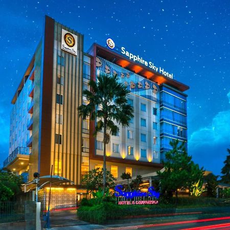 Sapphire Sky Hotel & Conference Серпонг Екстериор снимка